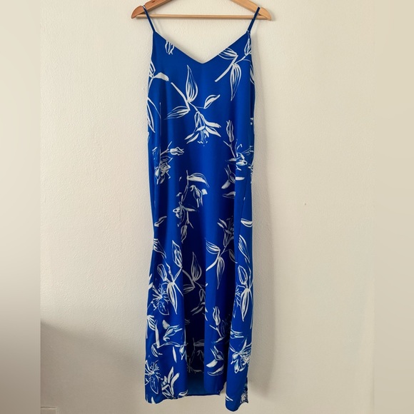 C&E FLORAL DRESS - Picture 3 of 4